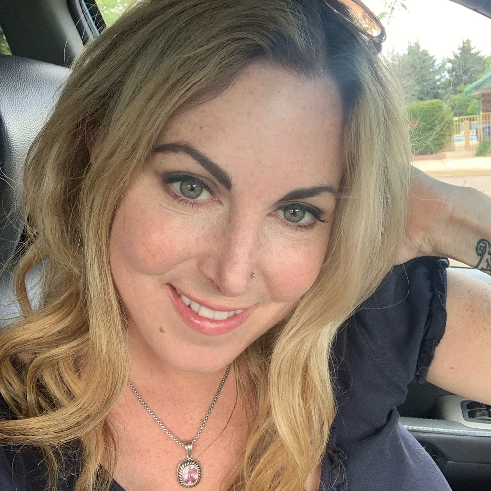 Meet your Posher, Shay